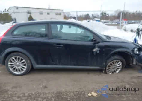 2008 Volvo C30 T5 R-Design/T5 Version 1.0/T5 Version 2.0 z USA, uszkodzony, nr VIN YV1MK672682050630